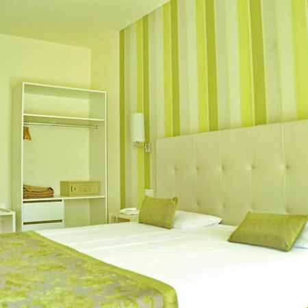 Ouril Hotel Julia 산타 마리아 외부 사진