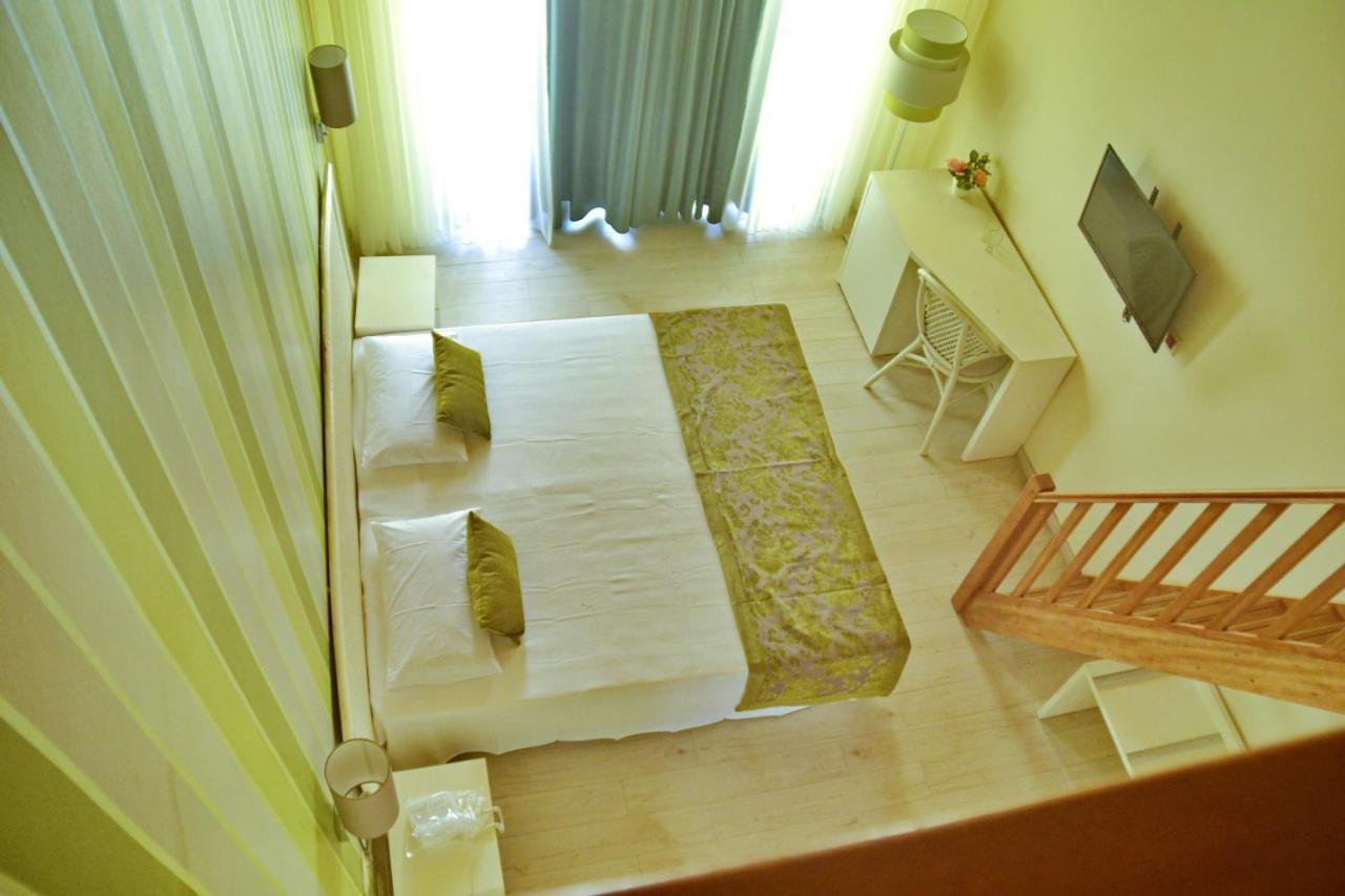 Ouril Hotel Julia 산타 마리아 외부 사진