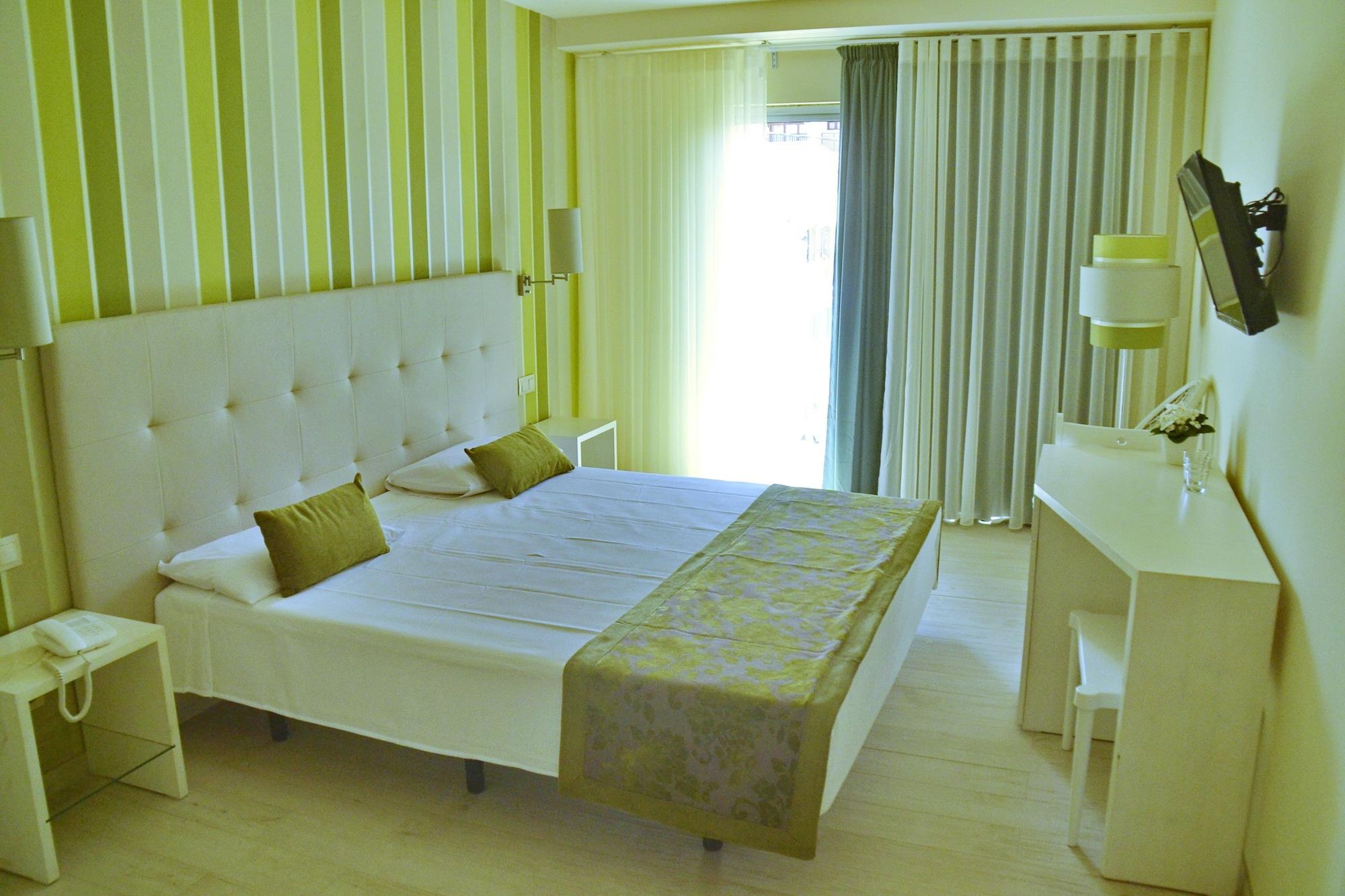 Ouril Hotel Julia 산타 마리아 외부 사진